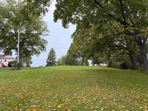 533 N Main St, Fall River, WI 53932 photo 20