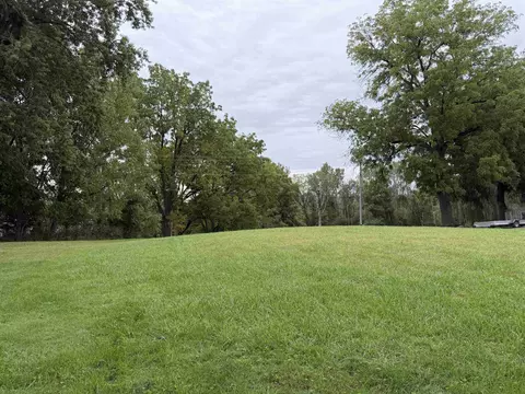 533 N Main St, Fall River, WI 53932 photo 5