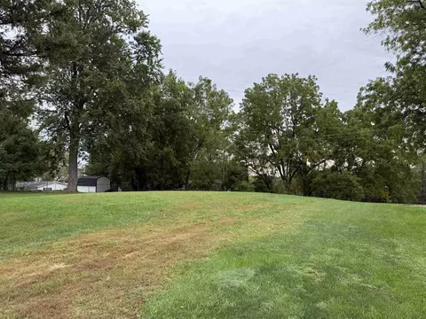533 N Main St, Fall River, WI 53932 photo 10