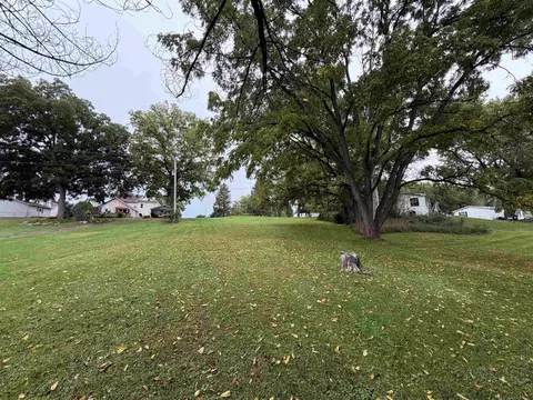 533 N Main St, Fall River, WI 53932 photo 31