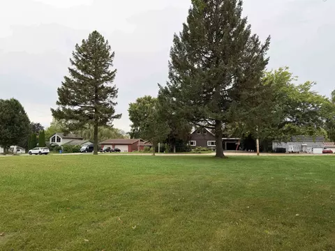 533 N Main St, Fall River, WI 53932 photo 28