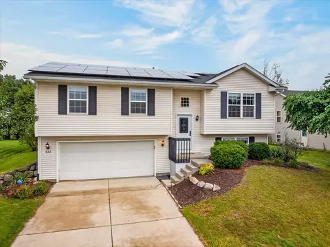 535 Sugar Ave, Belleville, WI 53508