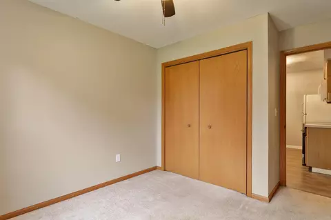 Bedroom - 2307 Turnberry Ct, Beloit, WI 53511 photo 2 of 5