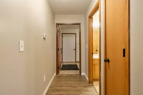 Entry Way - 2307 Turnberry Ct, Beloit, WI 53511 photo 2 of 2