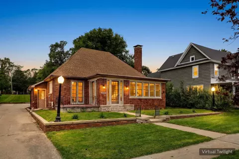 233 N 1st St, Princeton, WI 54968