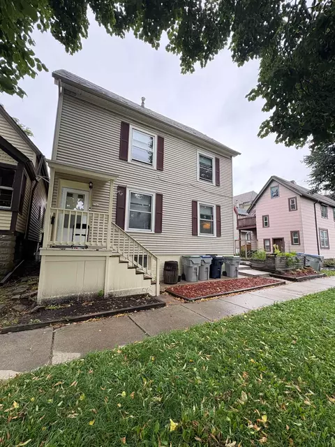 2565 N Weil St, Milwaukee, WI 53212
