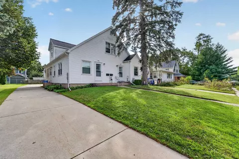 7205-7207 University Ave, Middleton, WI 53562