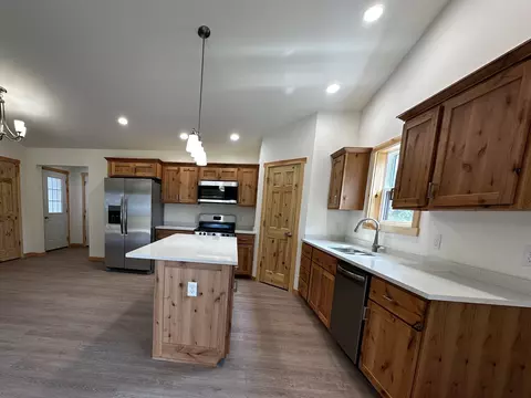 Kitchen - 328 Brooke Cir, Montello, WI 53949 photo 1 of 3