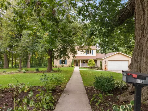 115 Fremont St, Watertown, WI 53094
