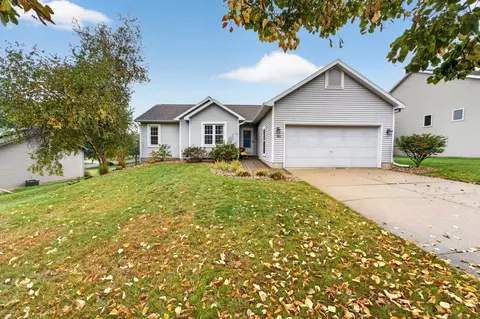 105 Terrace Ct, Mount Horeb, WI 53572