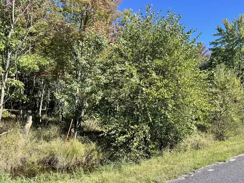932 Beaver Ave, Hancock, WI 54930