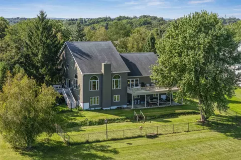 Exterior - 211 Eagle Dr, Mcgregor, IA 52157 photo 2 of 10