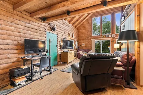 Living - 373 Fish Ct, Oxford, WI 53952 photo 1 of 4
