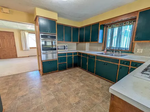 Kitchen - 1173 Oak St, Plain, WI 53577 photo 3 of 5