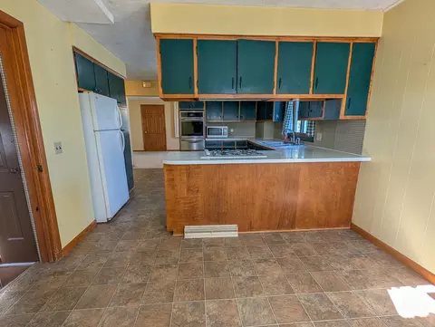 Kitchen - 1173 Oak St, Plain, WI 53577 photo 4 of 5