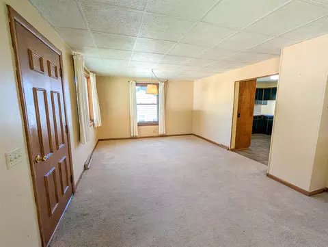 Living - 1173 Oak St, Plain, WI 53577 photo 4 of 6