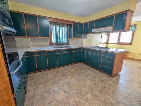 Kitchen - 1173 Oak St, Plain, WI 53577 photo 2 of 5