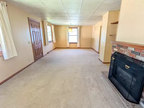 Living - 1173 Oak St, Plain, WI 53577 photo 3 of 6