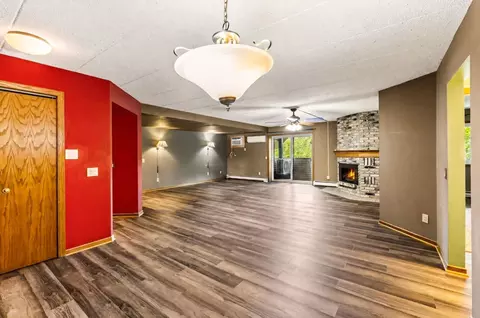14 Maple Wood Ln #23, Madison, WI 53704