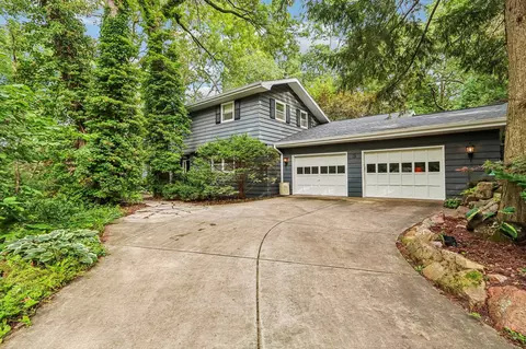 3 Montauk Pl, Madison, WI 53711