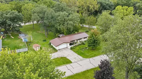 10168 N Amber Trl, Edgerton, WI 53534