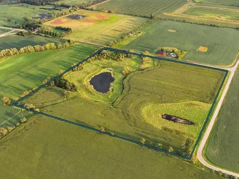 40 Ml Acres Bass Lake Rd, Stoughton, WI 53589