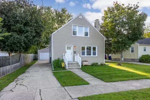 116 N Pine St, Janesville, WI 53548