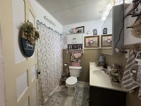 Bath - n7850 South Douglas Street, Ripon, WI 54971 photo 1 of 1