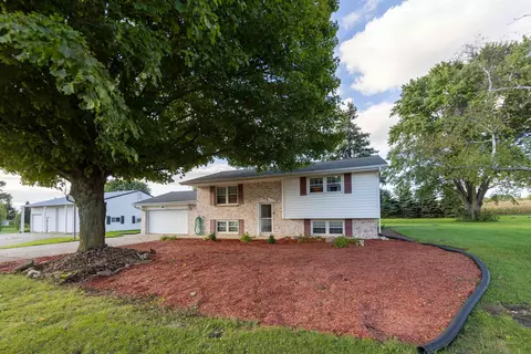 3720 W County A Rd, Janesville, WI 53548