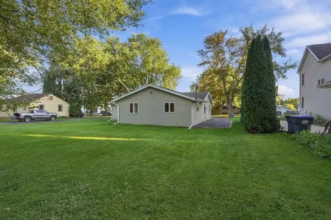 Exterior - 415 Waterloo Rd, Marshall, WI 53559 photo 2 of 6