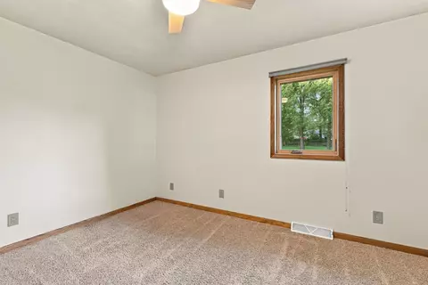 Bedroom - 415 Waterloo Rd, Marshall, WI 53559 photo 4 of 8