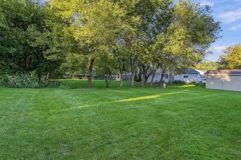 Exterior - 415 Waterloo Rd, Marshall, WI 53559 photo 3 of 6