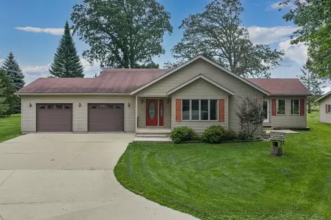n3299 Hickory Drive, Waupun, WI 53963
