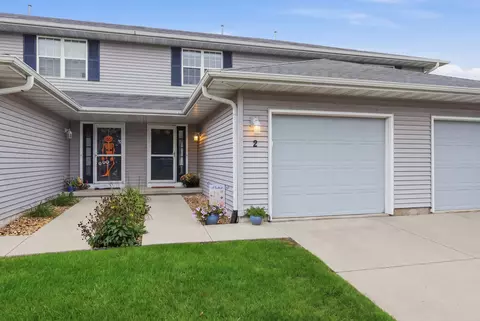 315 Vorndran Dr #2, Belleville, WI 53508