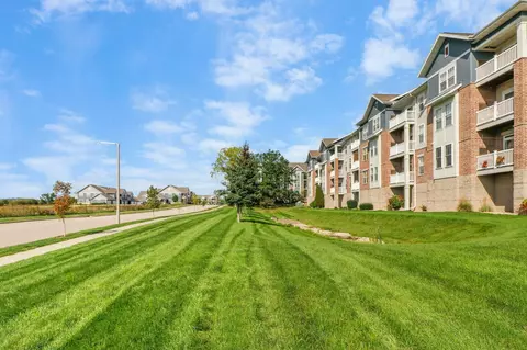 3848 Maple Grove Dr #312, Madison, WI 53719