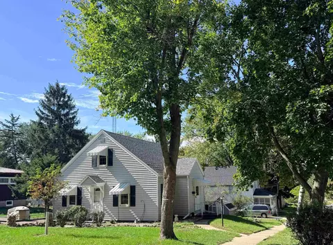 591 E 4th St, Richland Center, WI 53581
