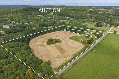 s1257a South Lyndon Road, Wisconsin Dells, WI 53965