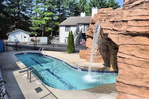 1093 Canyon Rd #207, Wisconsin Dells, WI 53965