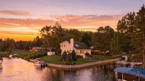 w4292 Red Oak Court, Mauston, WI 53948