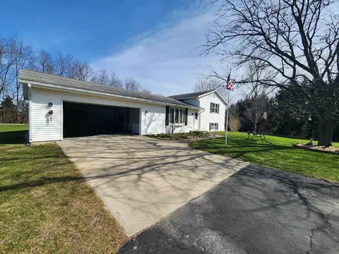 2549 State 213 Rd, Orfordville, WI 53576