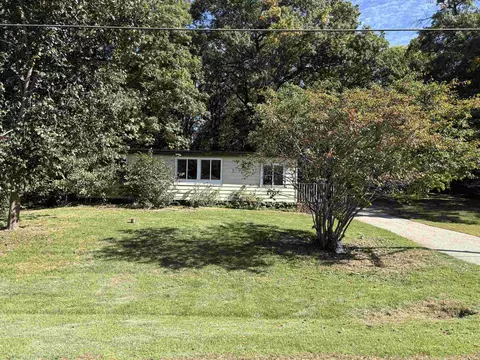 832 W Happy Hollow Rd, Janesville, WI 53546