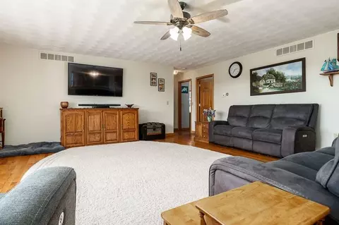 Living - 9702 W State Road 81, Newark, WI 53511 photo 2 of 8