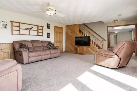 Living - 9702 W State Road 81, Newark, WI 53511 photo 7 of 8