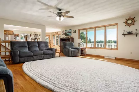 Living - 9702 W State Road 81, Newark, WI 53511 photo 3 of 8