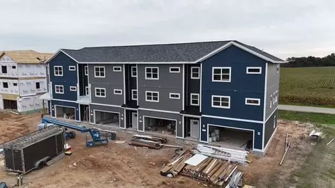 6339 Devils Lake Way, Mcfarland, WI 53558