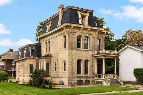 170 S Jackson St, Janesville, WI 53548