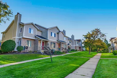 6823 Raymond Rd, Madison, WI 53719