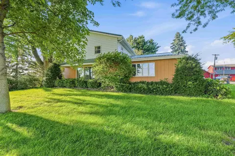w7274 Wisconsin 33, Beaver Dam, WI 53916