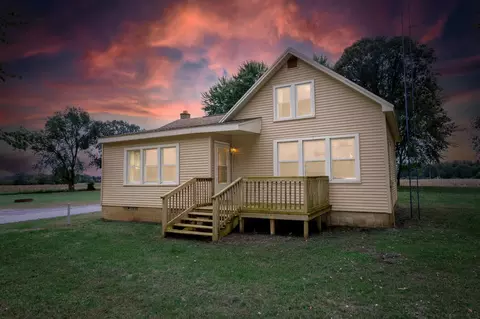 1141 County Road J, Friendship, WI 53934