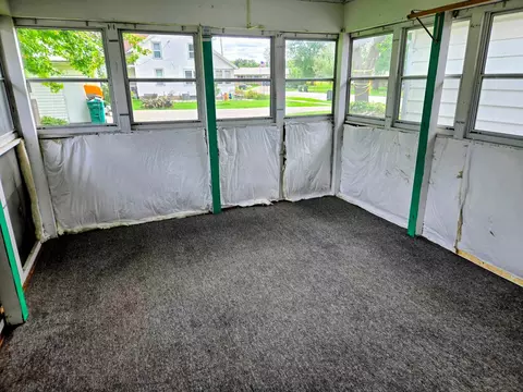 Exterior - 554 Scott St, Ripon, WI 54971 photo 2 of 11